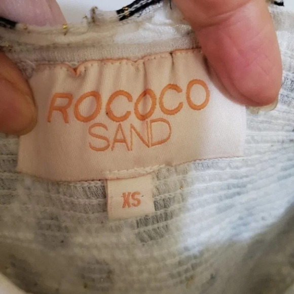 Anthropologie Rocco sand polka dot mini off shoulder smocked dress  black white - Picture 12 of 13